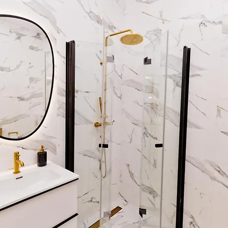 Apartment Hevenia 8 *