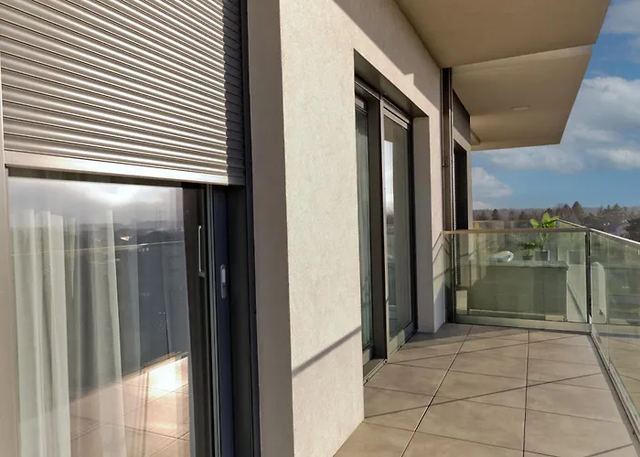 Hevenia 8 * Treptower Deep